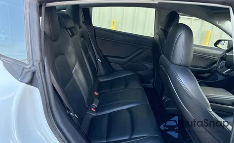 2020 Tesla Model 3 из США, поврежденный, VIN 5YJ3E1EB7LF619201